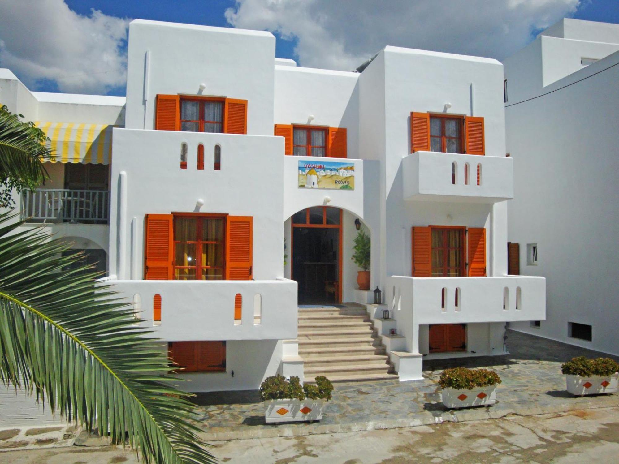 Vassiliki Rooms Parikia  Exterior photo